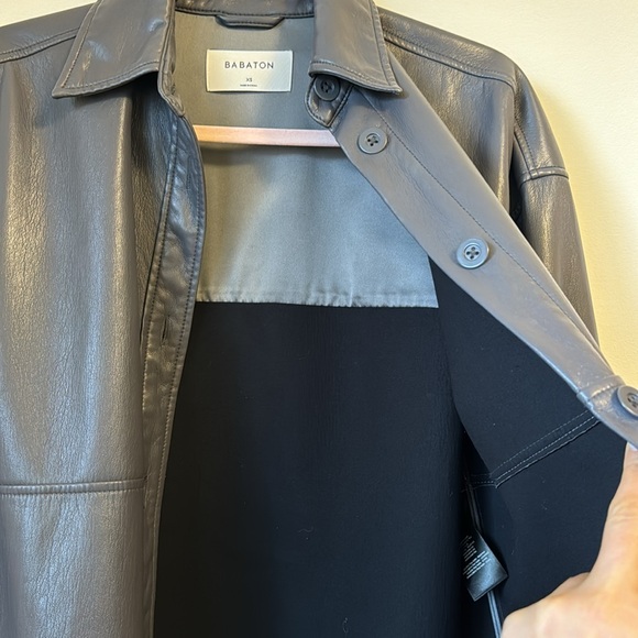 Babaton Oversized Button Down Shirt Size XS in gray - Picture 5 of 7